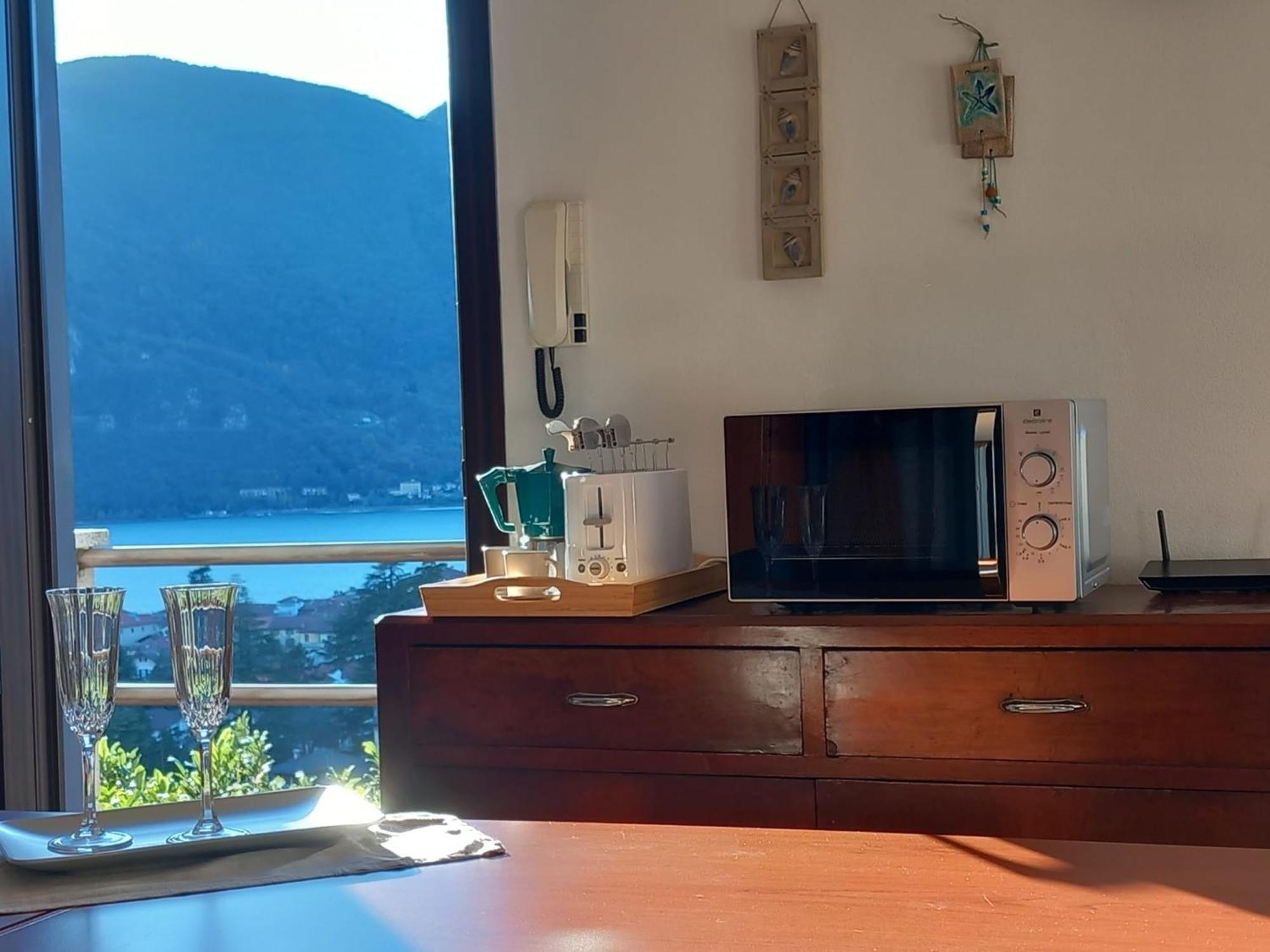 Lake And Guzzi View - Holiday Home Mandello del Lario Luaran gambar