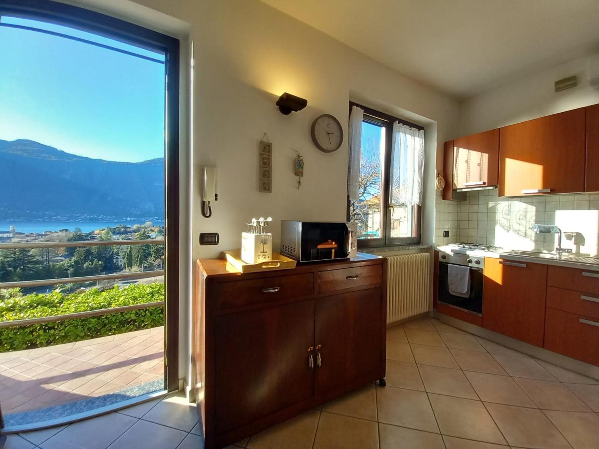 Lake And Guzzi View - Holiday Home Mandello del Lario Luaran gambar