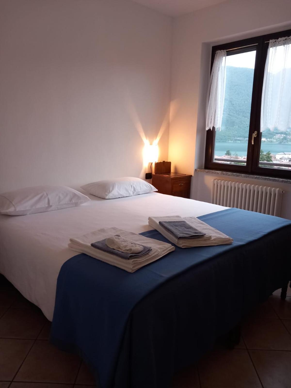 Lake And Guzzi View - Holiday Home Mandello del Lario Luaran gambar